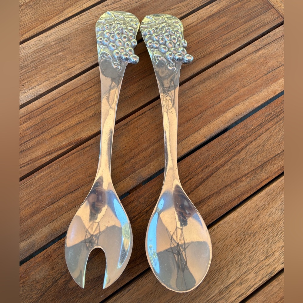 Mariposa Grape Salad Servers